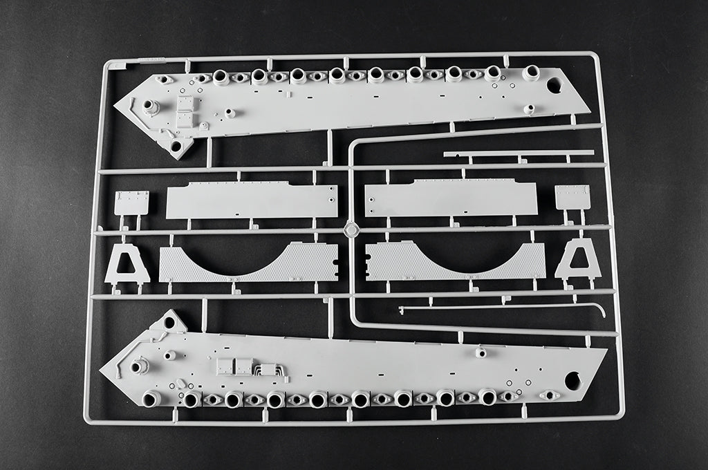 Trumpeter 00948 German Tiger II Heavy Tank - Porsche Turret Early Production 1/16 – Bild 37
