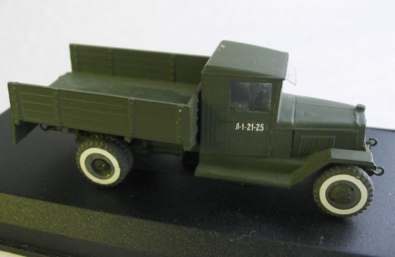 PST 72029 Truck ZiS-5V 1/72 – Bild 3