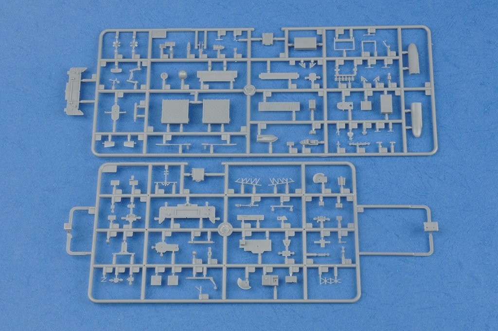 Hobby Boss 83408 USS Iwo Jima LHD-7 1/700 – Bild 7