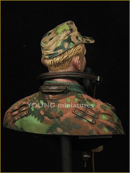 Young Miniatures YM1851 German WAFFEN SS Panzer Officer WWII 1/10 – imagen 5