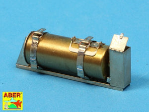 Aber 16027 Fire extinguisher with brackets used on German tanks, assault guns and other vehicles 1/16 – zdjęcie 10