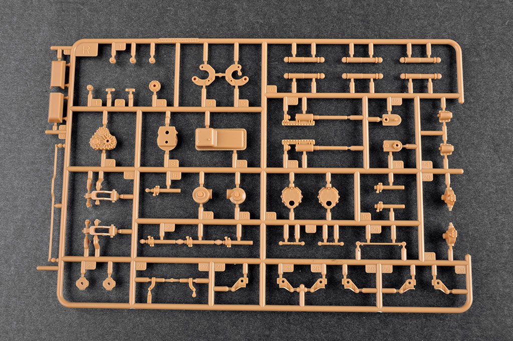 Trumpeter 01086 BAZ-6403 with ChMZAP-9990-071 trailer 1/35 – imagen 19