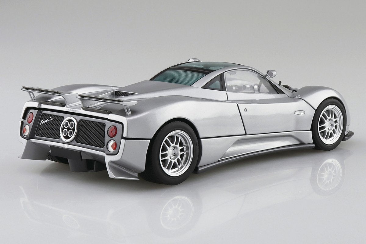 Aoshima 05602 SC7 Pagani Zonda C12S 2000 1/24 – Bild 3