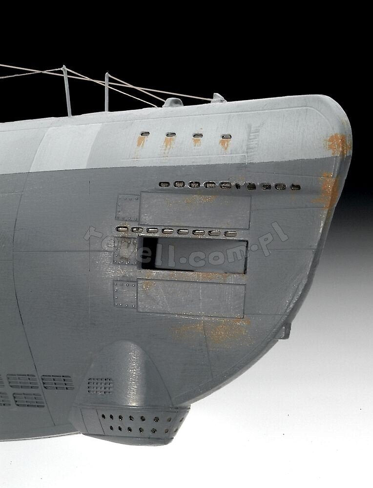 Revell 05177 German Submarine Type XXI 1/144 – image 9