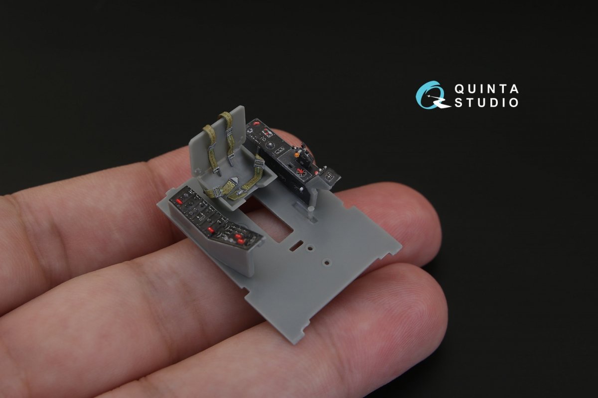 Quinta Studio QD48109 F4U-4 3D-Printed &amp;amp; coloured Interior on decal paper (for HobbyBoss kit) 1/48 – imagen 5