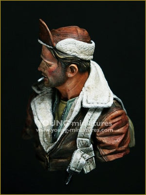 Young Miniatures YM1862 B-17 BOMBER CREW 1/10 – image 3