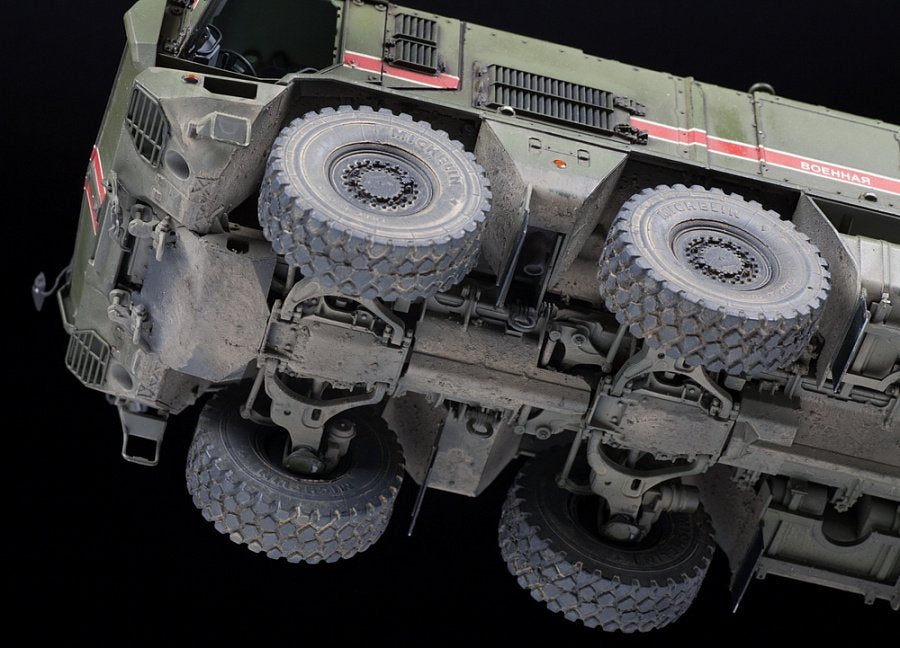 Zvezda 3701 Russian armored vehicle Typhoon-K 1/35 – imagen 7