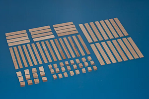 RB Model 35D30 4 x natural wood pallets self assembly kit 1/35 – imagen 5