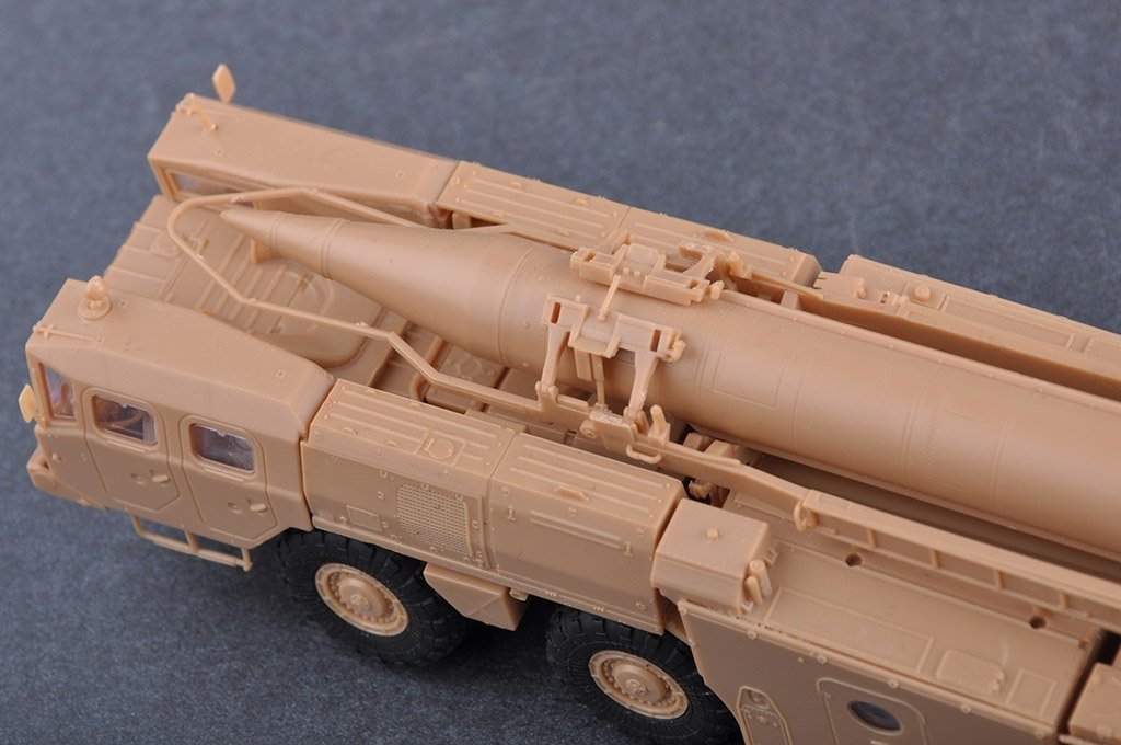 Hobby Boss 82939 Former Soviet Scud-B ballistic missile 1/72 – image 11