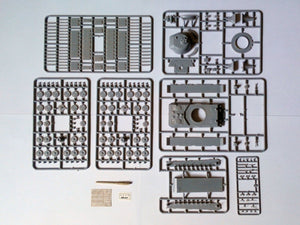 Armory Models 72201 Pz.VII Löwe – German WWII prototype heavy tank 1/72 – Bild 2