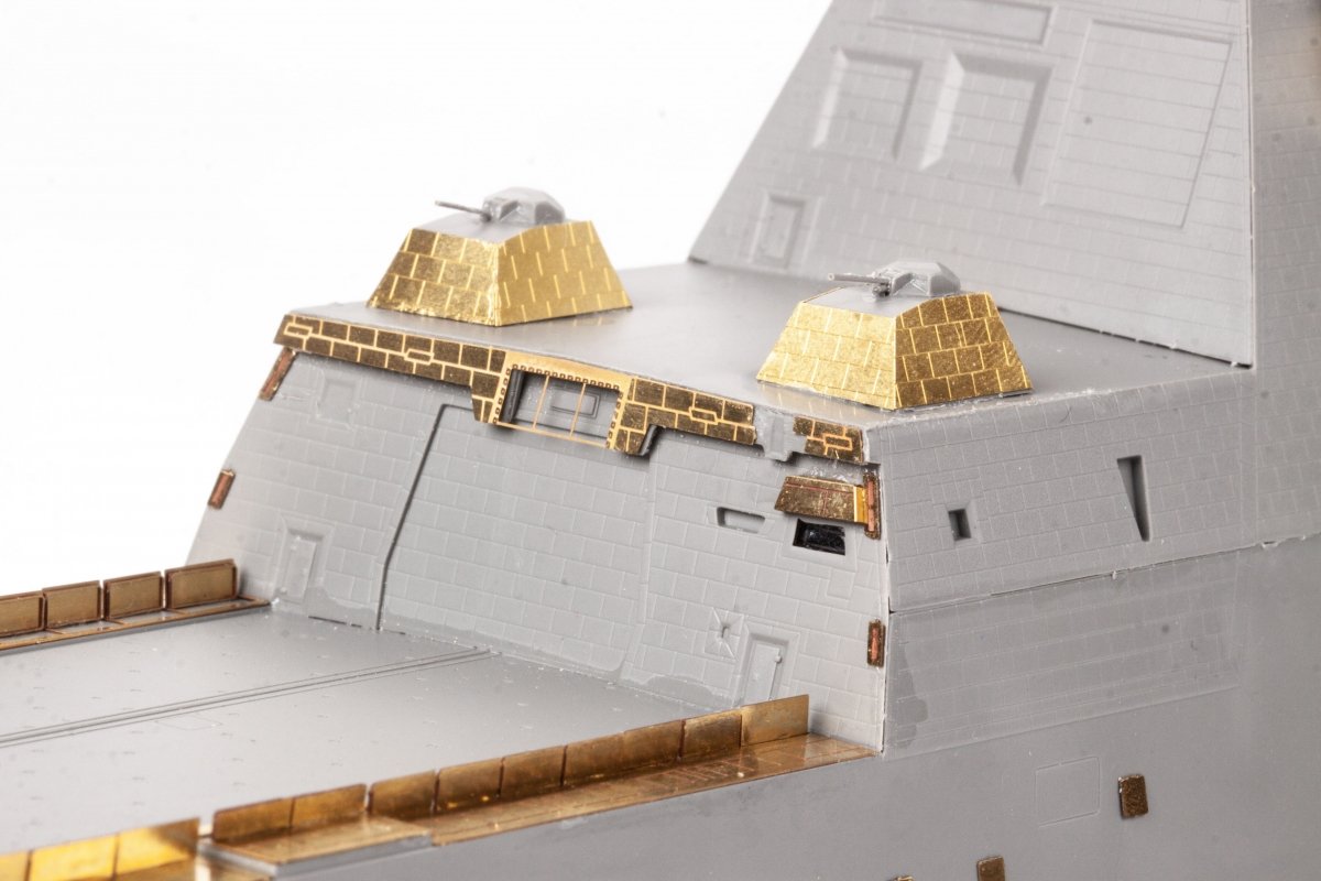 Eduard 53288 USS DDG-1000 Zumwalt SNOWMAN MODELS, TAKOM 1/350 – immagine 12