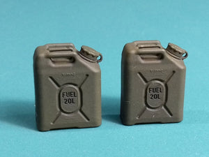 EUREKA XXL E-045 Bidons de carburant militaires américains 1/35 – image 2