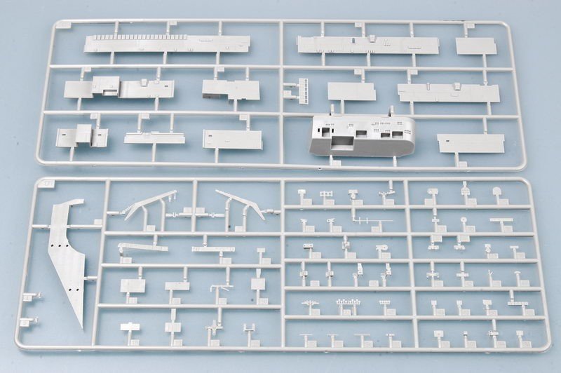 Trumpeter 05714 USS Nimitz CVN-68 1/700 – imagen 16