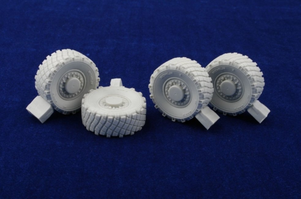 MK1 Design MM-35009 M-ATV DX PACK II ( With Wide Resin Tire ) 1/35 – imagen 3