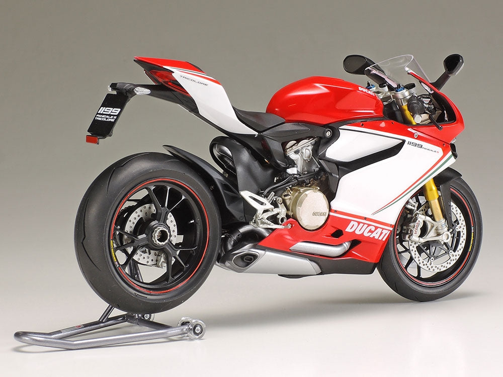 Tamiya 14132 Ducati 1199 Panigale S Tricolore 1/12 – Bild 3