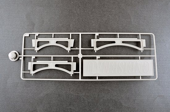 Trumpeter 03714 German Battleship Gneisenau 1/200 – image 8