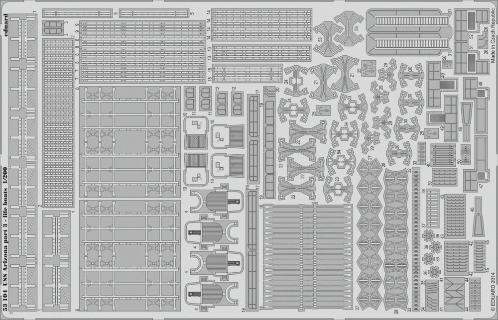 Eduard 53104 USS Arizona partie 3 - canots de sauvetage TRUMPETER 1/200
