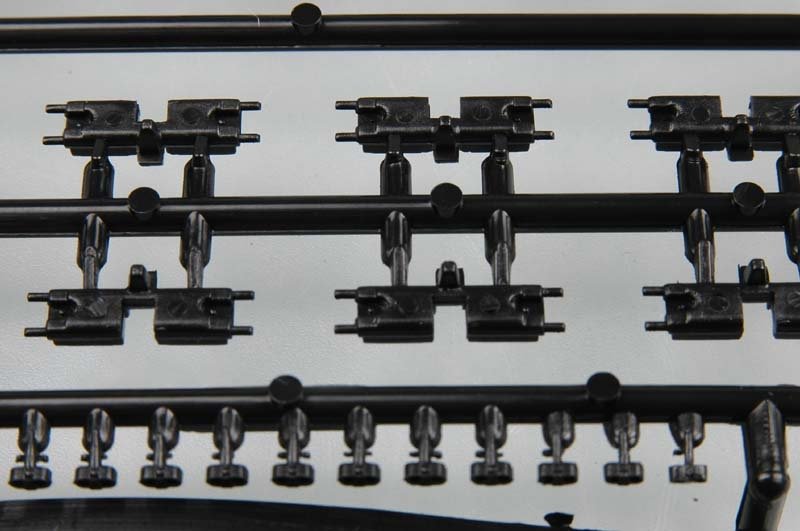 Trumpeter 02034 Chinese ZTZ99 track for Chinese ZTZ99 tank 1/35 – immagine 3