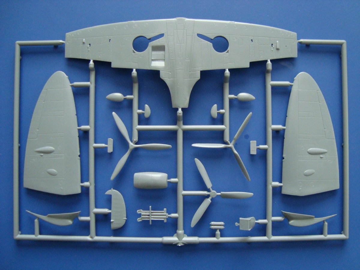 Kovozavody Prostejov KPM0124 Spitfire Mk.Vc Allied Fighters 1/72 – imagen 7