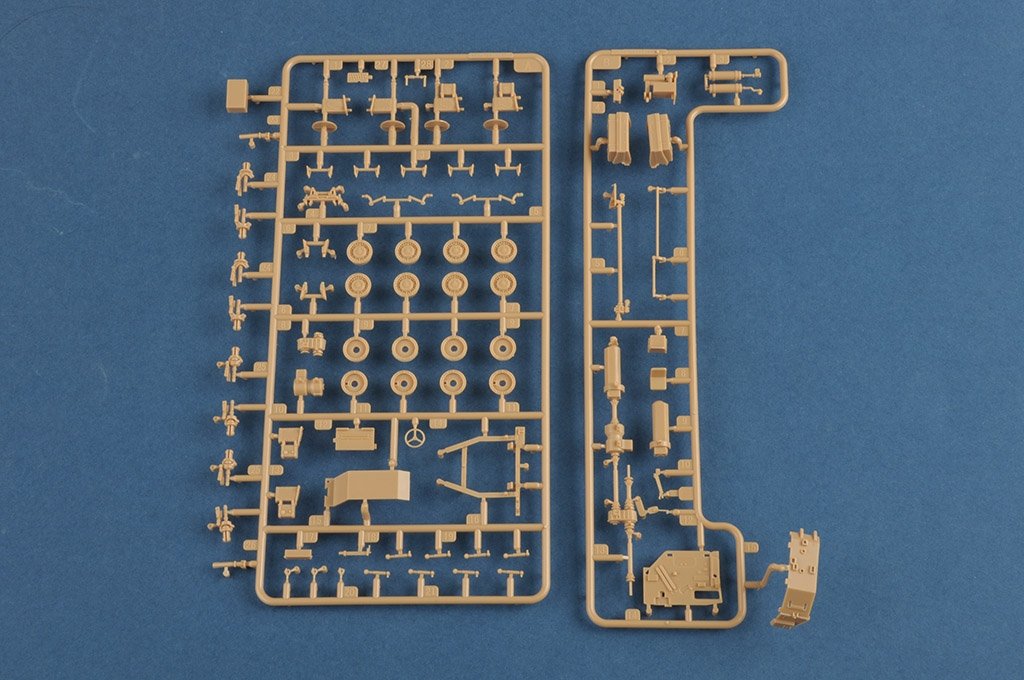 Hobby Boss 82939 Former Soviet Scud-B ballistic missile 1/72 – image 8