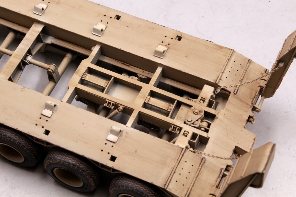 Hobby Boss 85519 M911 C-HET w/m747 Heavy Equipment Semi-Trailer 1/35 – imagen 13