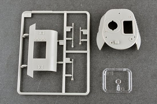 Trumpeter 09590 Soviet T-100 Heavy Tank 1/35 – zdjęcie 4