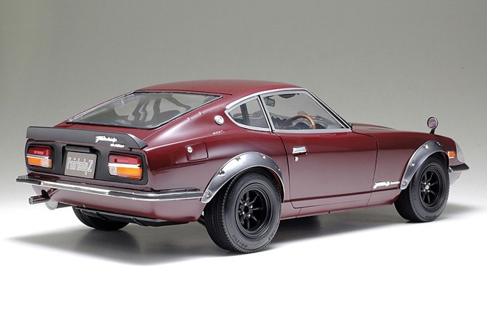 Tamiya 12051 Nissan Fairlady 240ZG Street Custom 1/12 – imagen 3