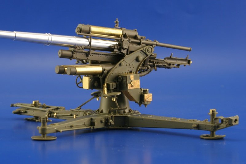 Eduard 35822 Flak 18 88mm AFV CLUB – immagine 8