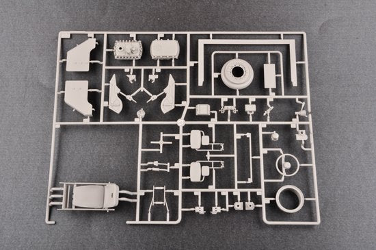Trumpeter 00930 US M-ATV MRAP 1/16 – image 18