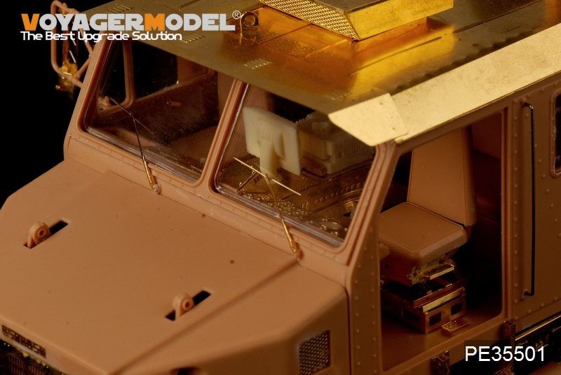 Voyager Model PE35501 Modern U.S. M1070 Truck Tractor Interior for HOBBYBOSS 85502 1/35 – immagine 2