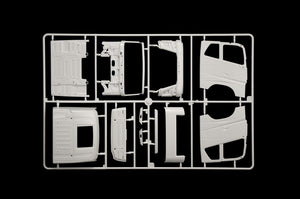 Italeri 3970 Volvo FH16 Medium Roof 1/24
