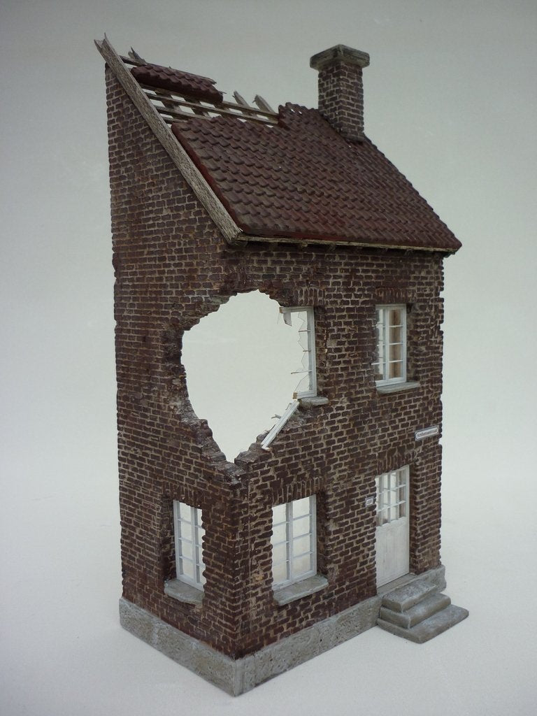 RT-Diorama 35163 Old Brick House 1/35 – immagine 4