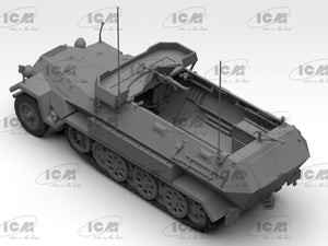 ICM 35105 Beobachtungspanzerwagen Sd.Kfz.251/18 Ausf.A WWII German Observation Vehicle with crew 1/35 – immagine 6