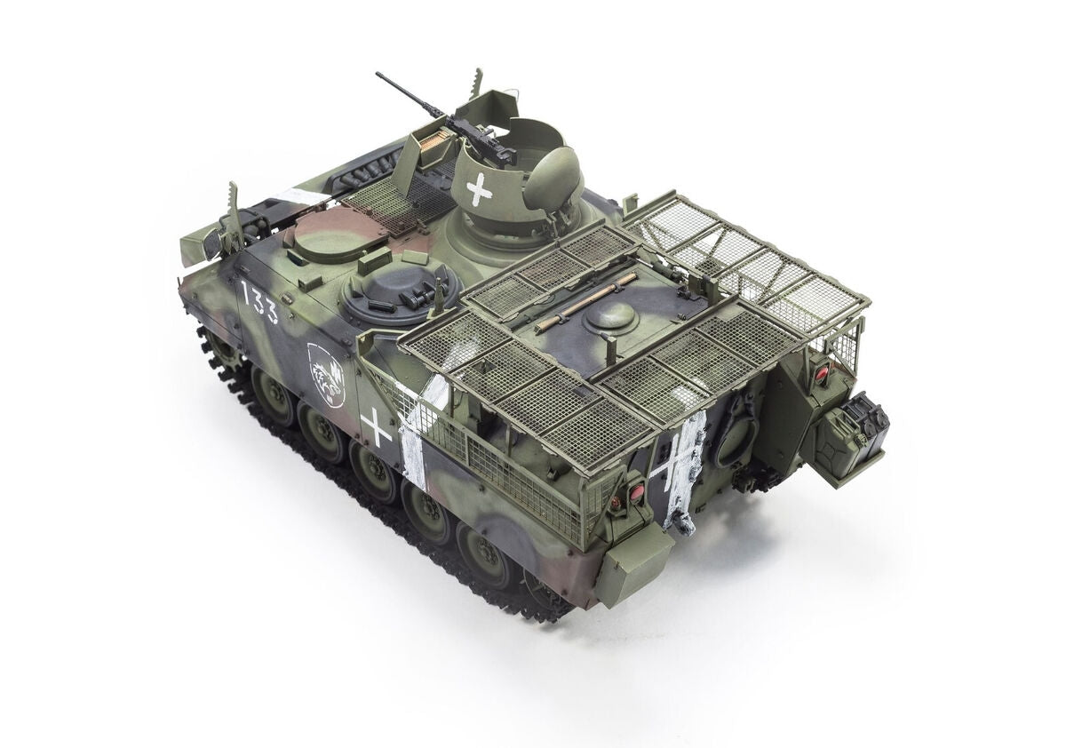 AFV Club 35361 YPR-765 PRI.50 APC avec mitrailleuse M2 HB de calibre .50, échelle 1/35  – image 4