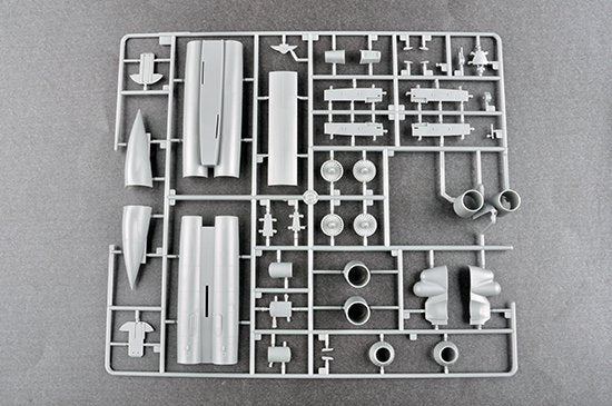 Trumpeter 01695 Soviet Tu-22 &amp;quot;Blinder&amp;quot; tactical bomber 1/72 – imagen 6
