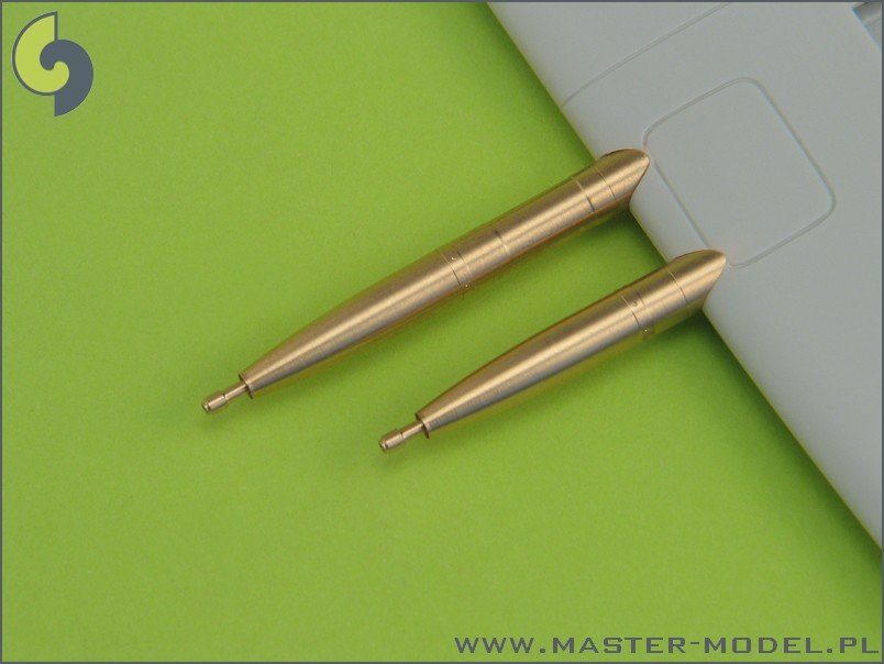 Master AM-32-021 Supermarine Spitfire revised wing (Mk.21/24) - Hispano 20mm cannons in fairings 1/32 – imagen 3