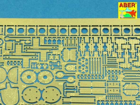 Aber 35259 Sd.Kfz.18 Pz.Kpfw.VI Ausf.E Tiger I (s.PzAbt. 501 in Tunisia) 1/35 – imagen 10