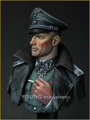 Young Miniatures YM1811 SS TOTENKOPF OFFICER WWII 1/10 – imagen 5