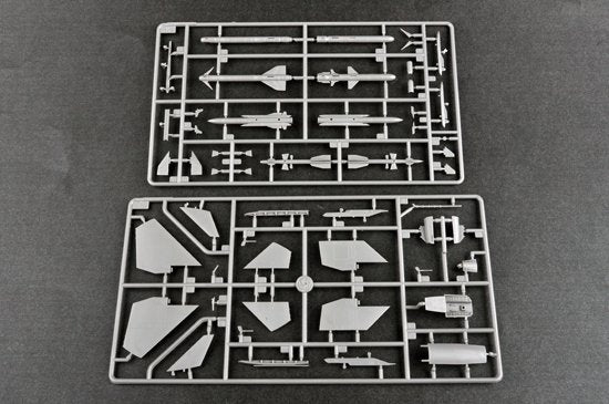 Trumpeter 01678 Russian Su-33 Flanker D 1/72 – zdjęcie 11