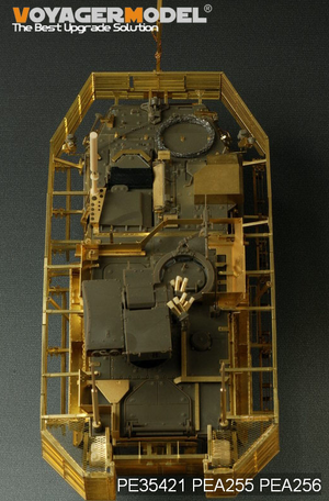 Modèle Voyager PEA256 Dispositif anti-IED Rhino de la famille Stryker américaine moderne/VHF/UHF (GP) 1/35  – image 13