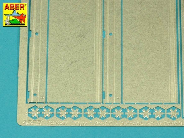 Aber 16143 Tiger I, E Tunisien avec 501e bataillon - garde-boues latéraux 1/16 – image 5