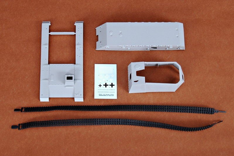 Trumpeter 00350 German 12.8cm Selbstfahrlafette L/6 Sturer Emil 1/35 – Bild 4