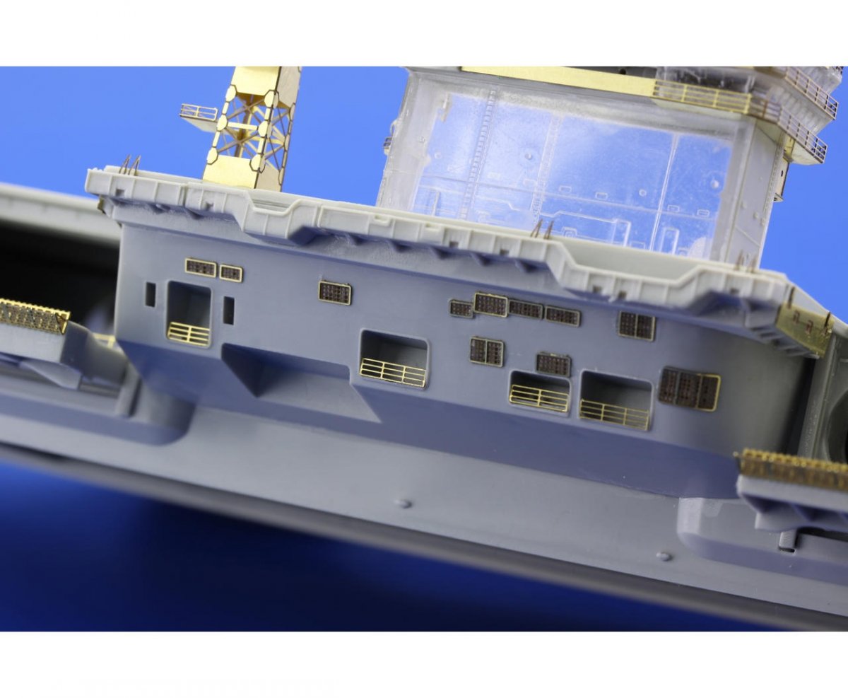Eduard 17029 USS Nimitz CVN-68 TRUMPETER 1/700 – imagen 7
