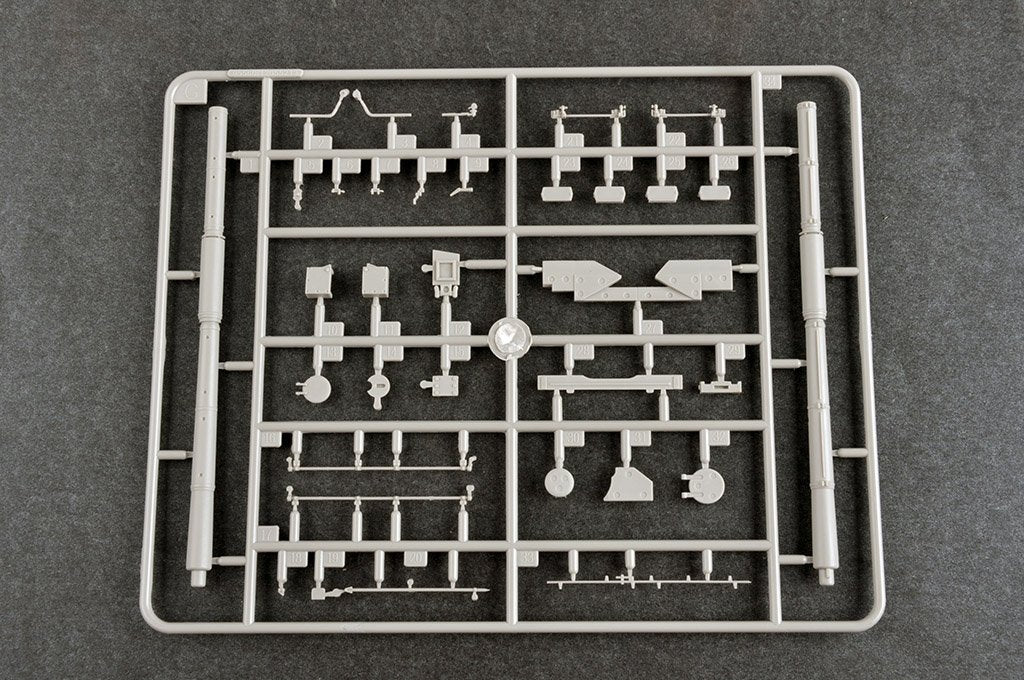 Trumpeter 09601 Obj.172 T-72 Ural soviétique au 1/35  – image 12