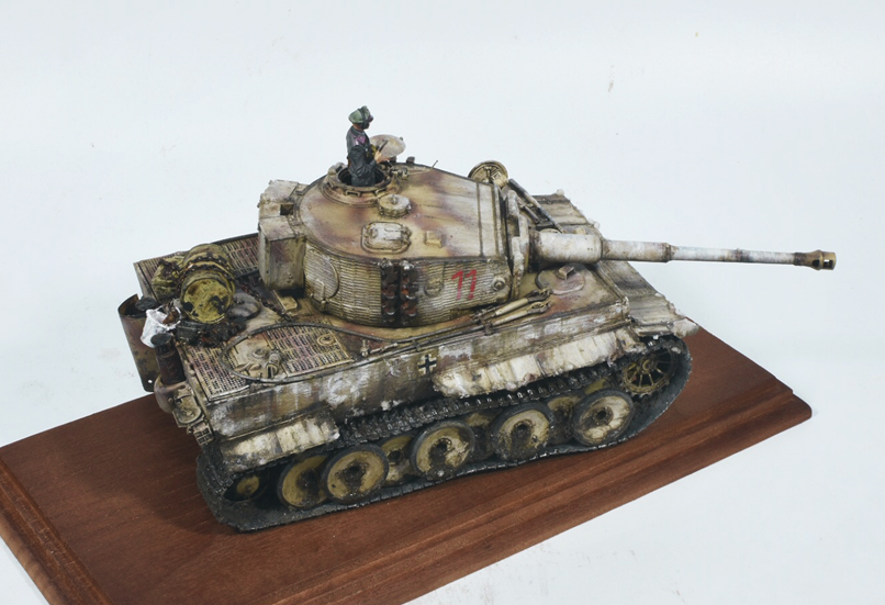 Border Model BD2417 Wooden base 24cmx17cm