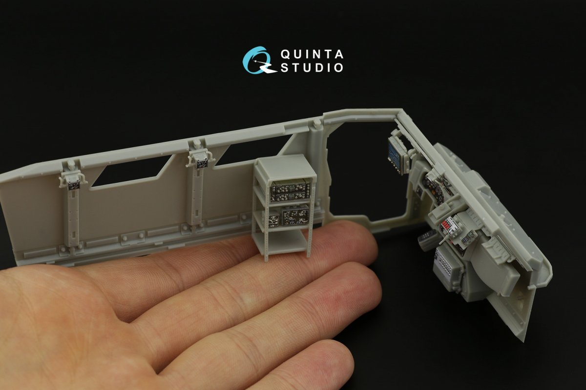 Quinta Studio QD35044 M1224 MaxxPro MRAP 3D-Printed &amp;amp; coloured Interior on decal paper ( Bronco ) 1/35 – Bild 3
