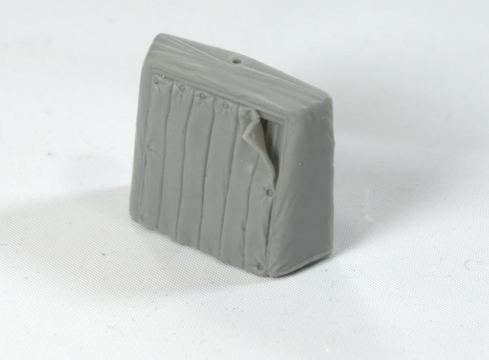Panzer Art RE35-308 Sd.Kfz 7 Engine deck with canvas cover (Trumpeter kits) 1/35 – immagine 2