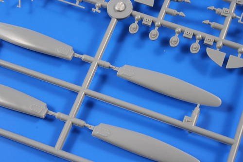 Specjal Hobby 48121 V-173 Flying Pancake 1/48 – imagen 12