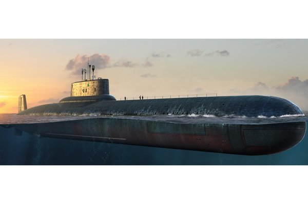 Hobby Boss 83532 Russian Navy Typhoon Class SSBN 1/350