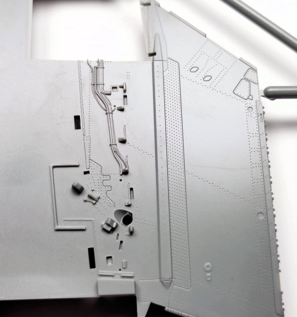 MiniBase 8001 SU-33 Flanker-D 1/48 – zdjęcie 10